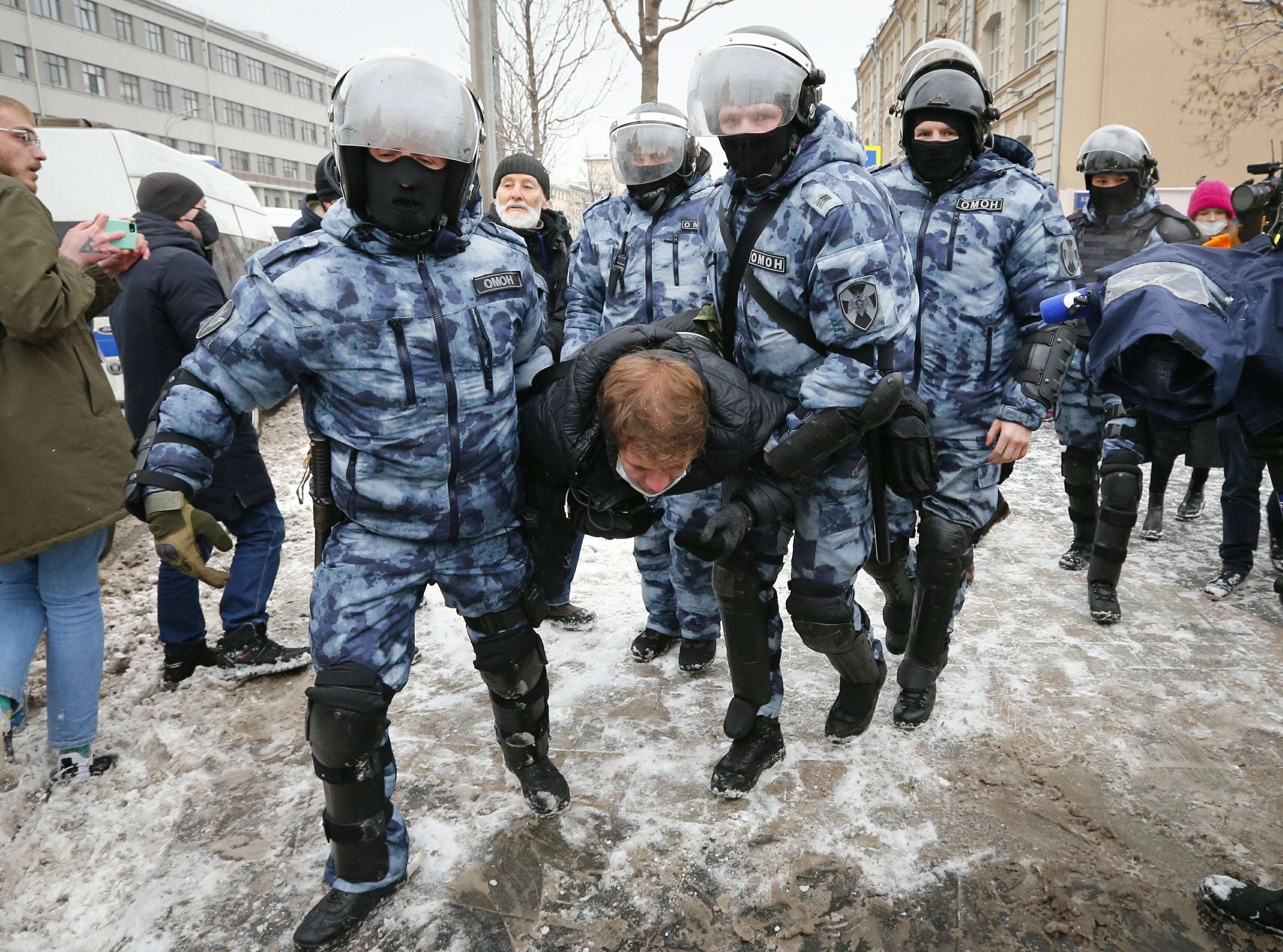 image for Russia arrests nearly 5,000 at wide protests backing Navalny