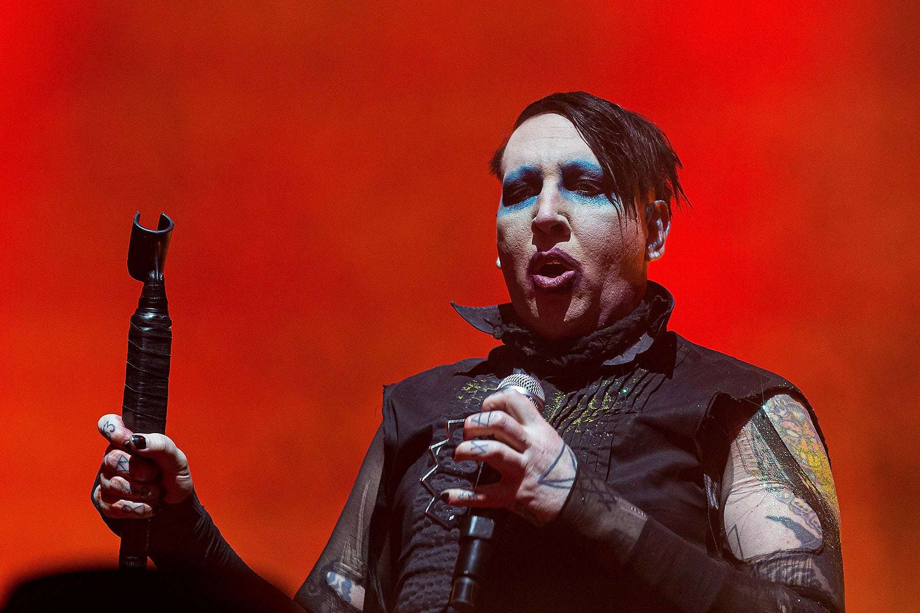 image for Marilyn Manson Dropped by Record Label After Abuse Allegations