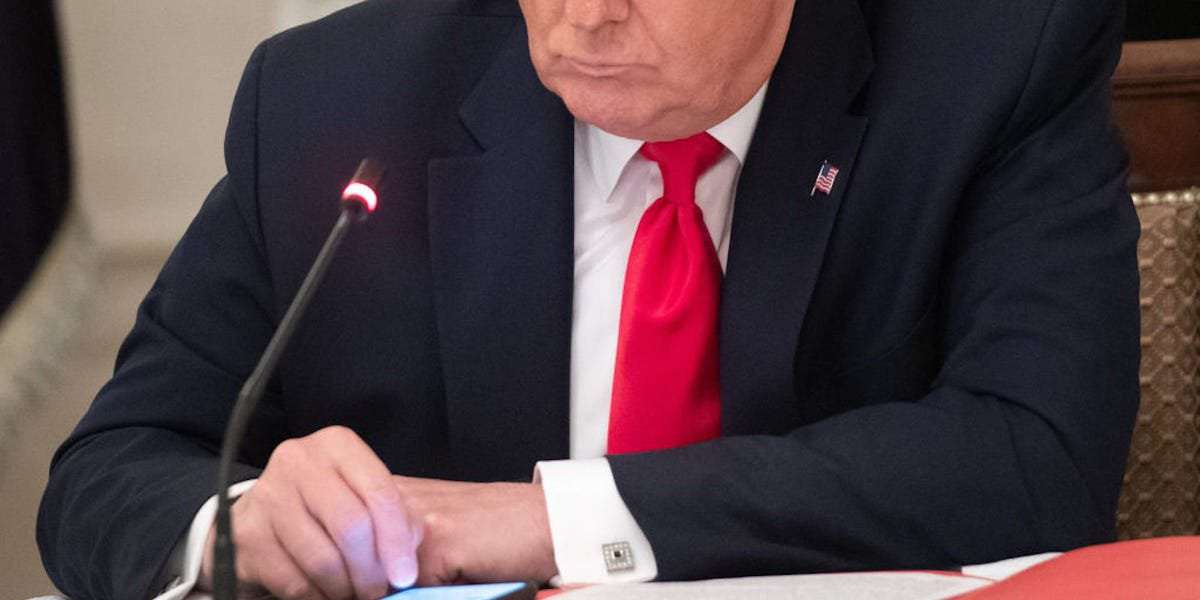 image for Trump is so frustrated by his Twitter ban that's he's writing out insults and asking aides to tweet them, report says