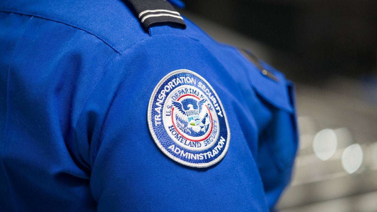 image for TSA Agent Convicted of Tricking Woman Into Showing Him Her Breasts at LAX
