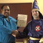 image for Daryl Davis Convinced 200 KKK Members To Quit