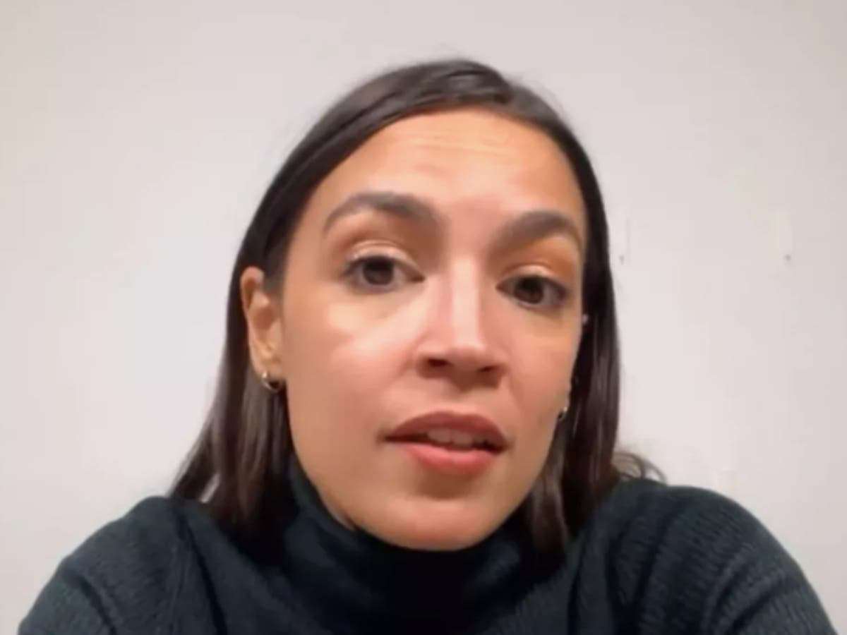image for AOC refuses to apologise to Ted Cruz for claiming he tried to have her killed