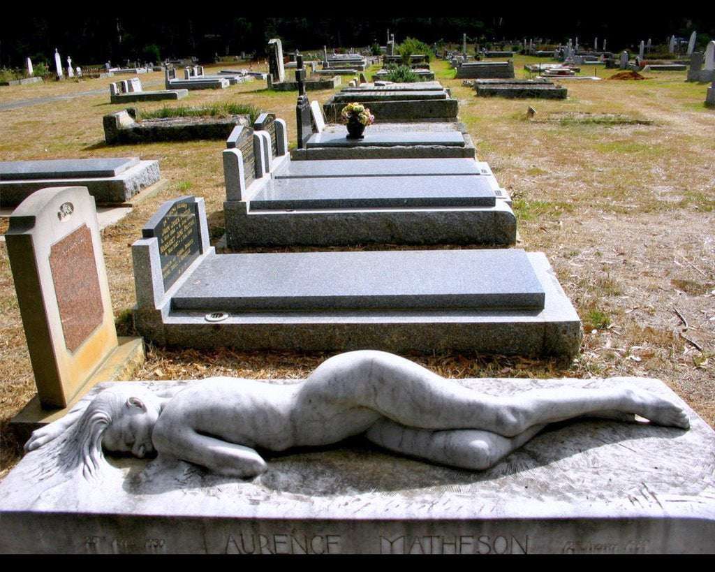 image showing Gravestone commissioned by a widow to express her eternal and unbound love for her deceased husband