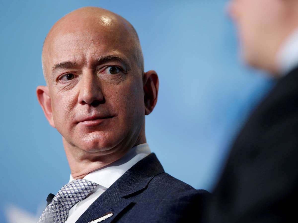 image for Jeff Bezos would pay more than $5bn a year under Warren’s ‘Ultra-Millionaire’ tax plan