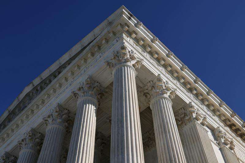 image for U.S. Supreme Court widens ability to sue police for excessive force