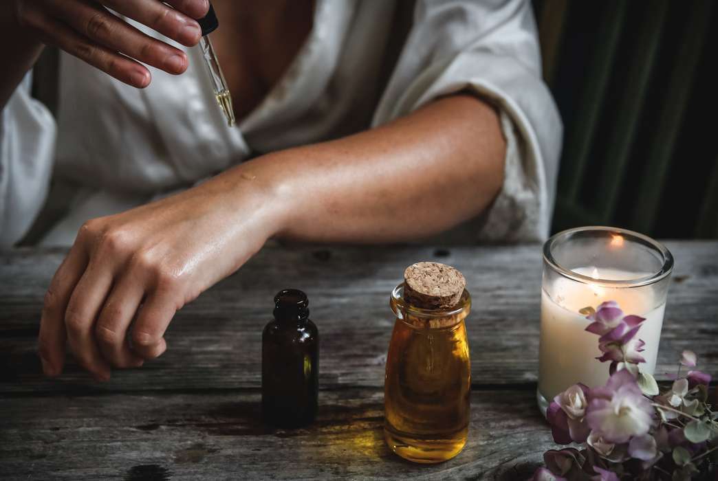 image for Scientists find new evidence linking essential oils to seizures