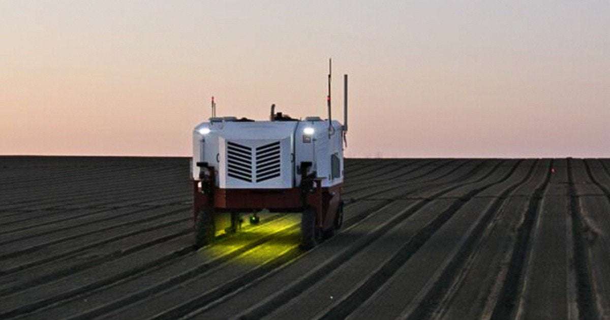image for Farming Robot Kills 100,000 Weeds per Hour With Lasers