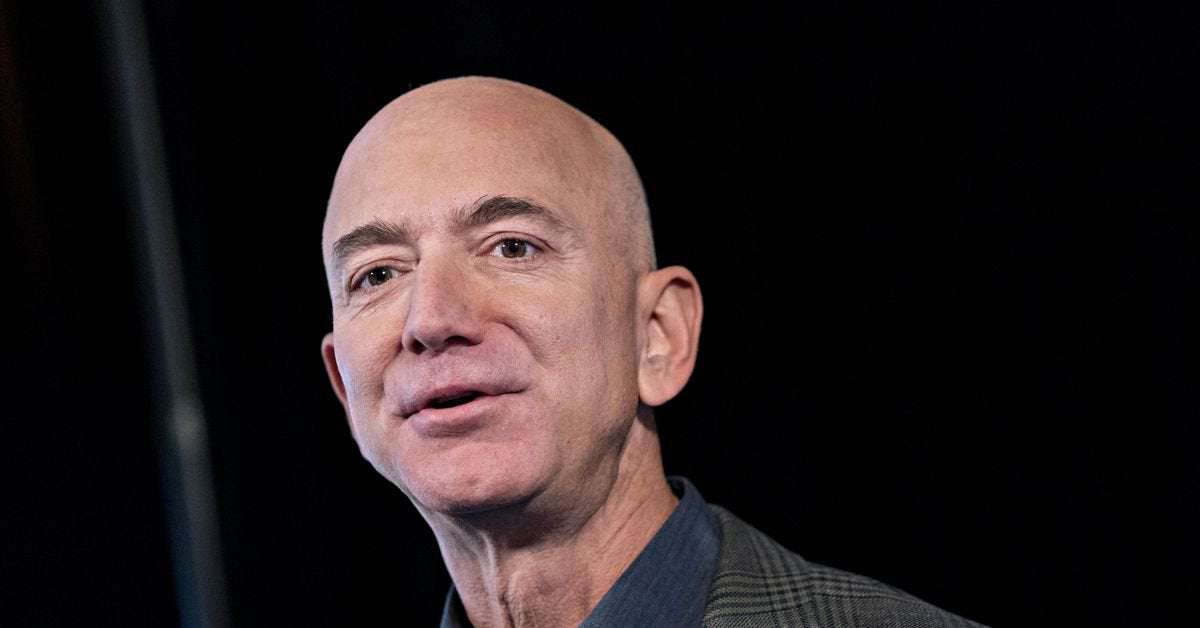 image for Amazon employees say you should be skeptical of Jeff Bezos’s worker satisfaction stat