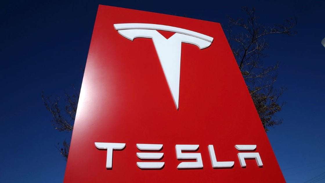 image for Tesla Fined $16K Per Owner for Throttling Battery Capacity, Charging Speed in Norway