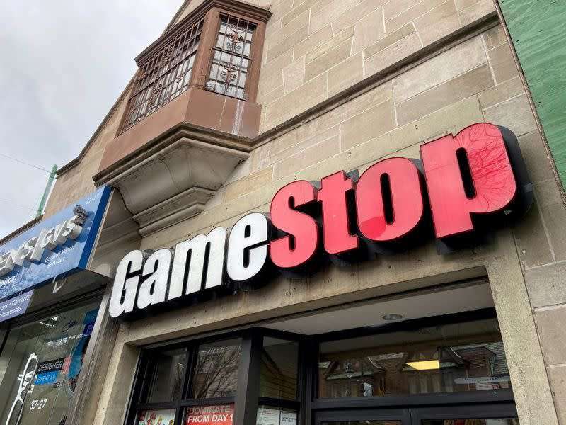 image for Gamestop, AMC short sellers lost $754 million after Tuesday's rally - Ortex
