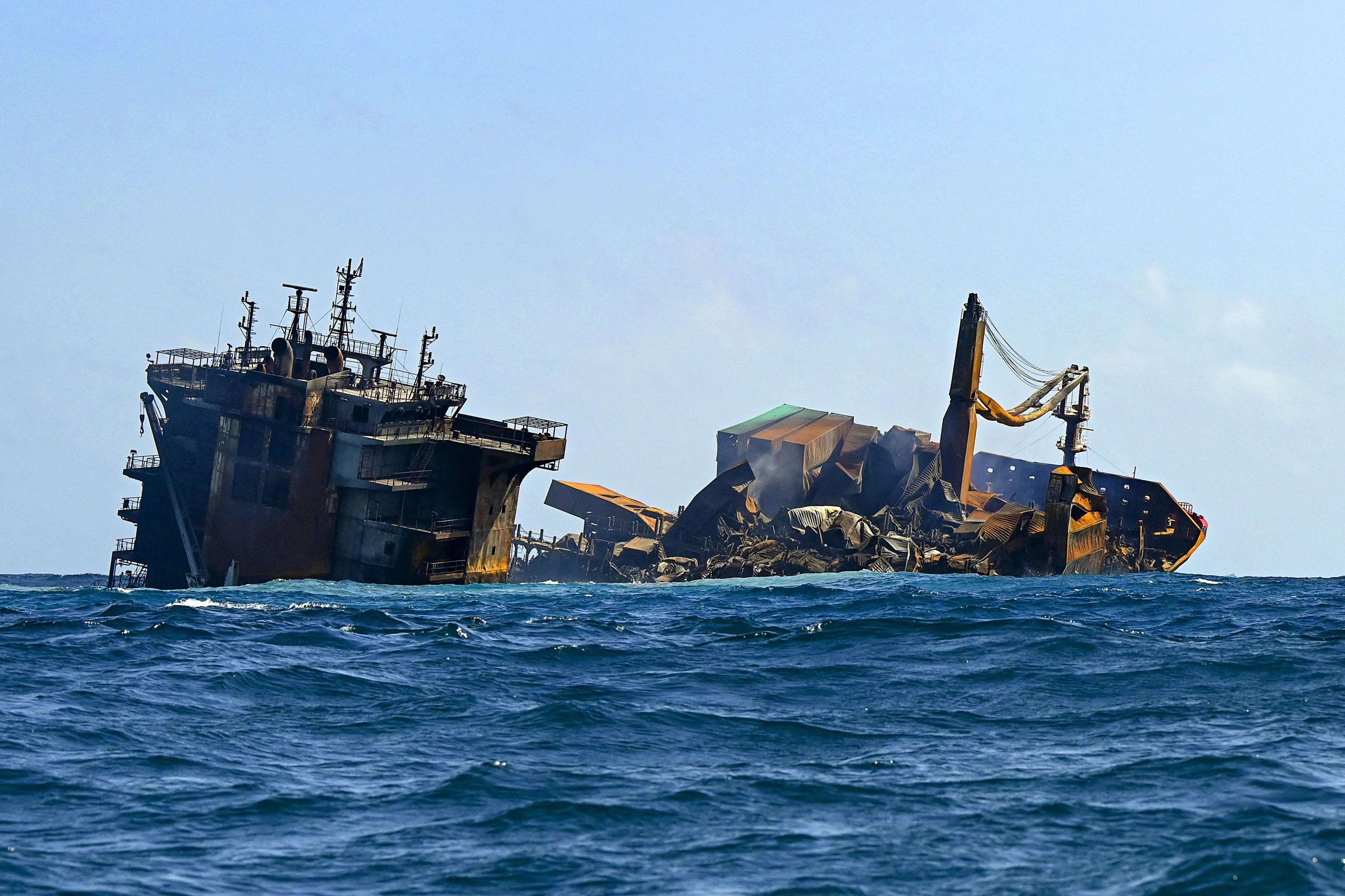 image for Cargo Ship Carrying 25 Tons of Acid Sinks in Sri Lankan Waters; Marks One of Worst Environmental Disasters in Decades