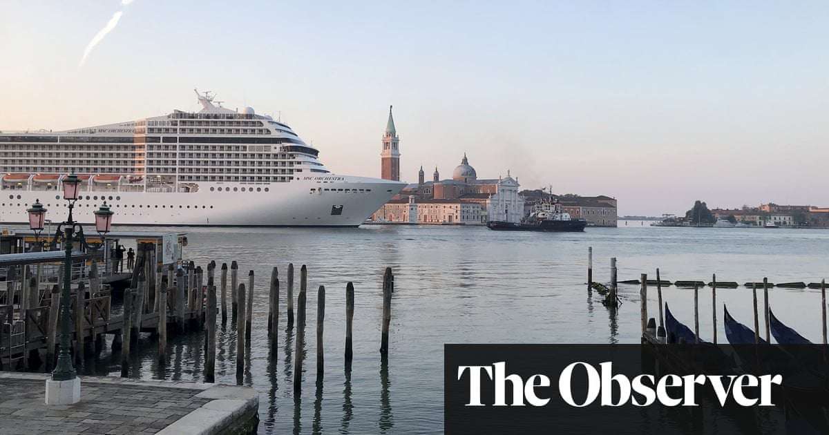 image for ‘We were deceived’: hundreds protest in Venice at return of giant cruise ships