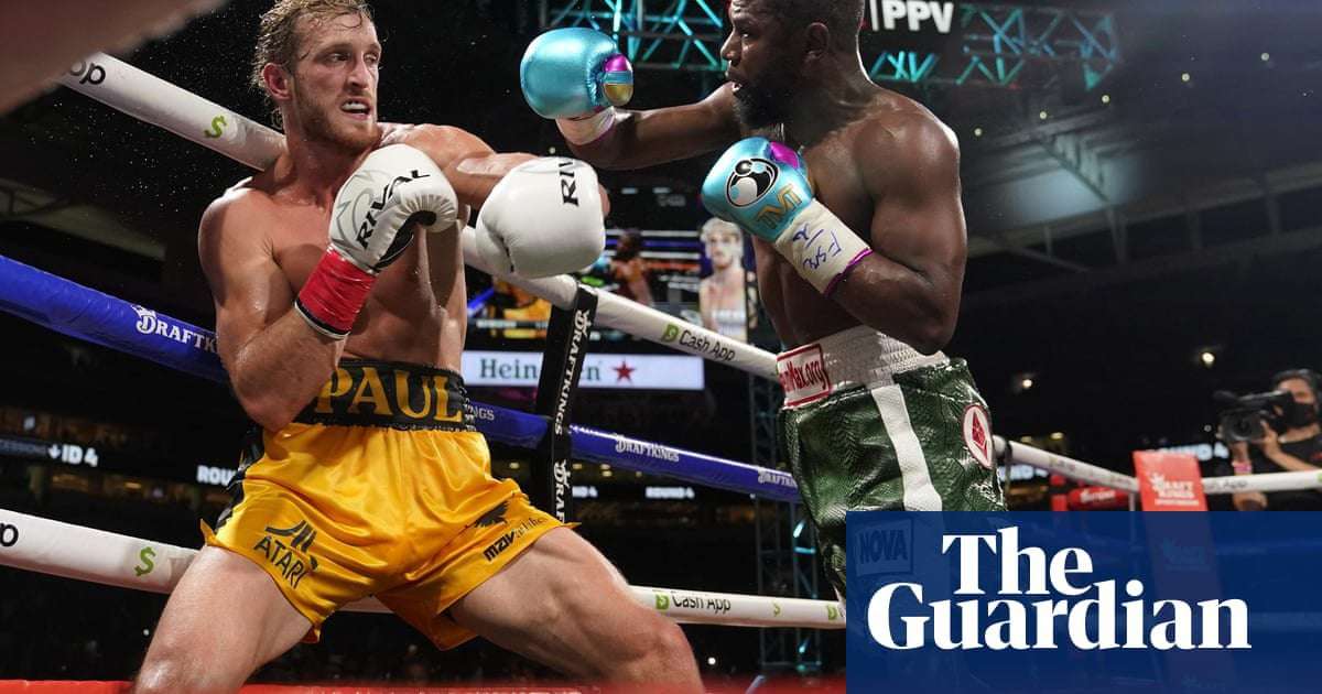 image for Logan Paul v Floyd Mayweather ends in boos as each fighter makes millions