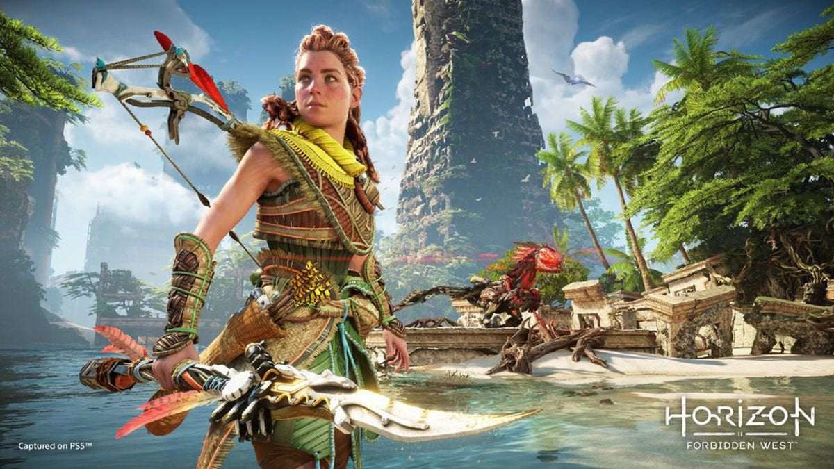 image for Horizon Forbidden West PS4 was a major part of development, but PS5 will have "extra details"