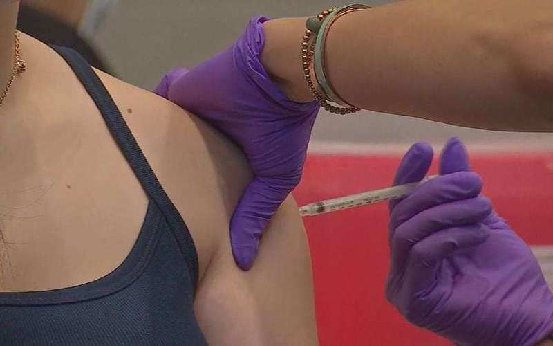 image for Vermont reaches 80% vaccination goal; Scott declares full reopening of state