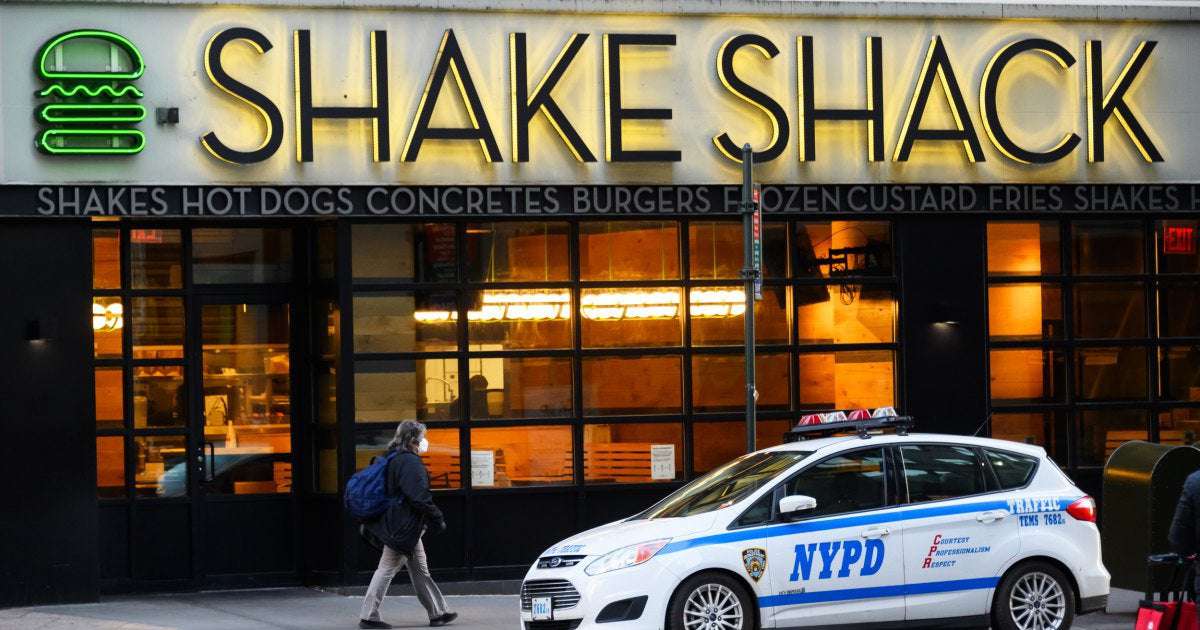 image for Shake Shack manager accused of poisoning shakes sues NYPD officers, union for defamation