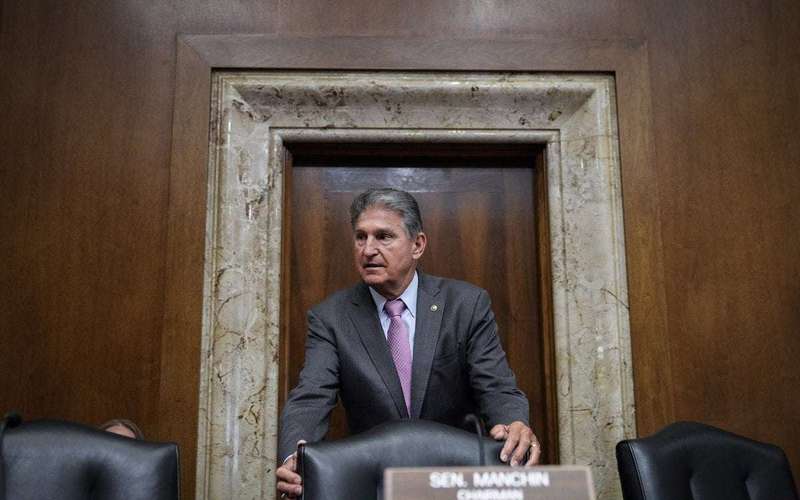 image for Leaked Audio of Sen. Joe Manchin Call With Billionaire Donors Provides Rare Glimpse of Dealmaking on Filibuster and January 6 Commission