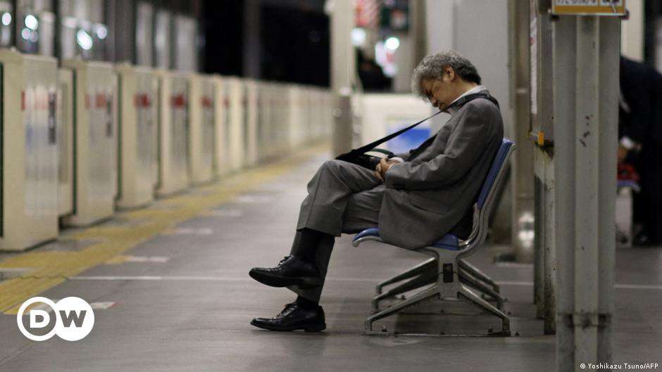 image for Japan proposes four-day working week to improve work-life balance