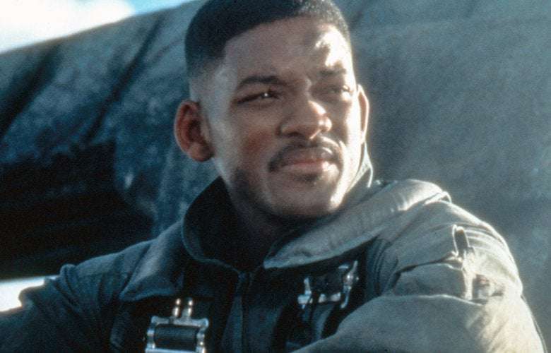 image for ‘Independence Day’ Team Reveals Studio Reaction to Will Smith: ‘Cast Black Guy, Kill Foreign Box Office’