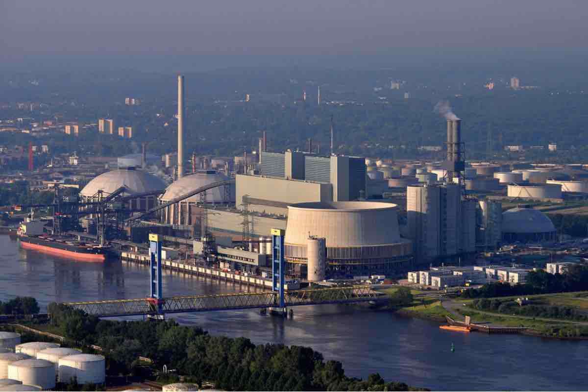image for German coal plant closes after just six years, to produce green hydrogen from wind