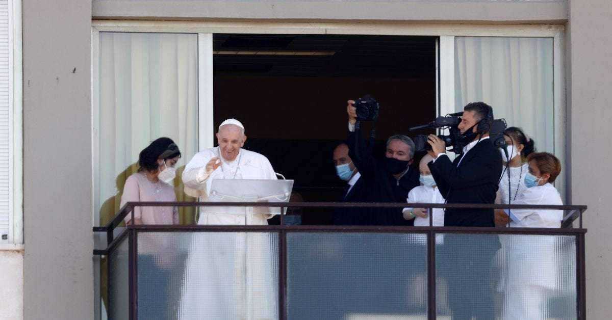 image for Pope reappears after surgery, backs free universal health care
