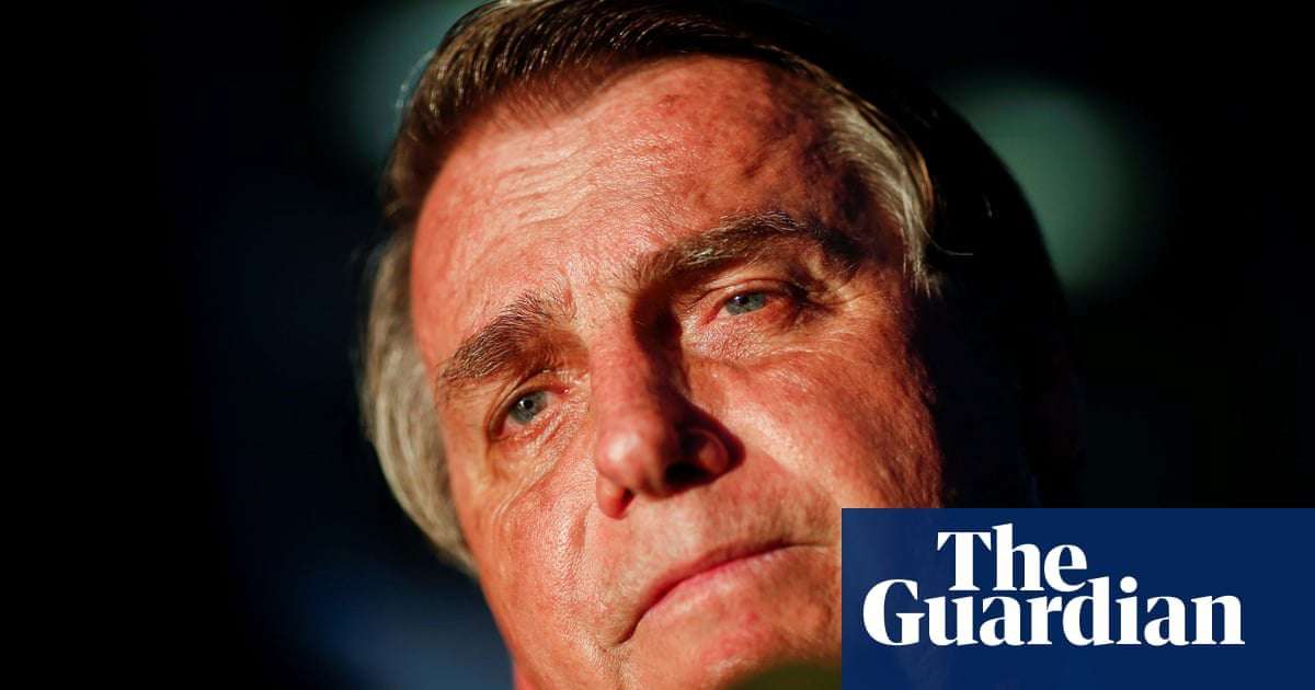image for Bolsonaro in hospital as hiccups persist for more than 10 days