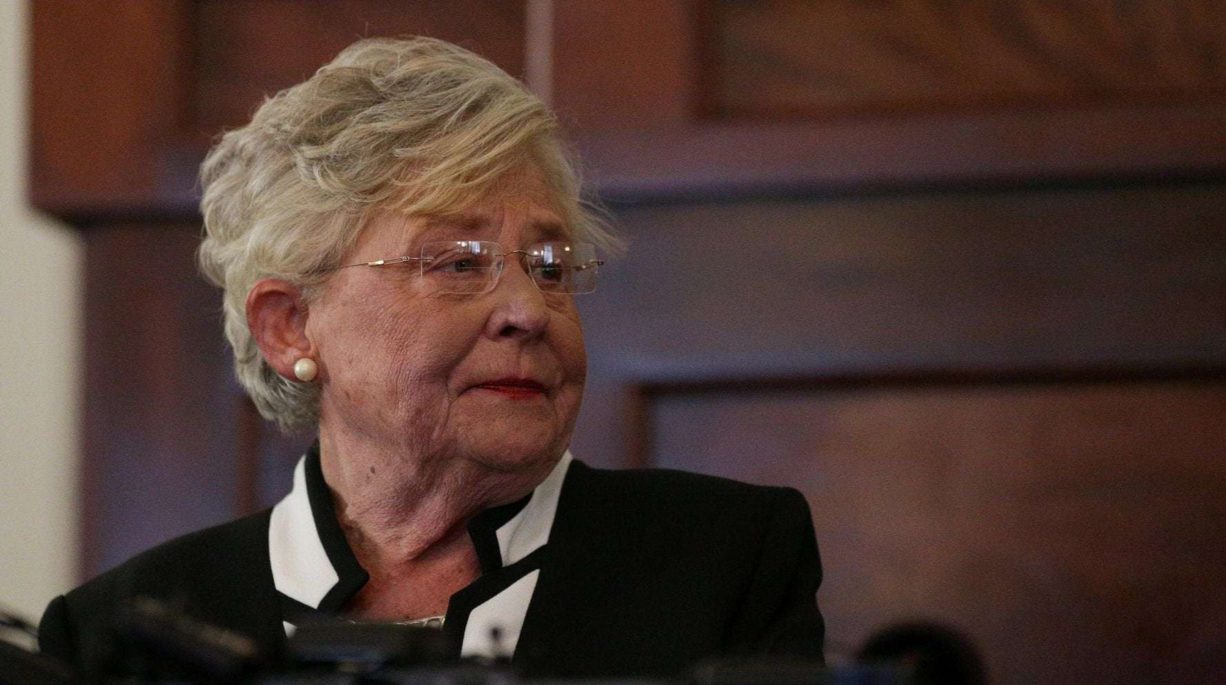 image for GOP Governor Says It's Time To 'Blame The Unvaccinated' For Pandemic Surge