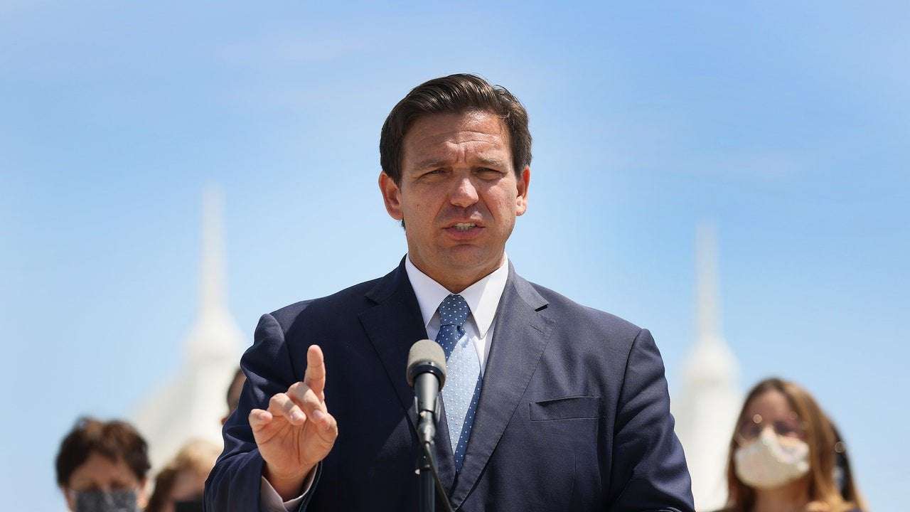 image for Report: Florida Doctors Think Ron DeSantis Is a National Embarrassment