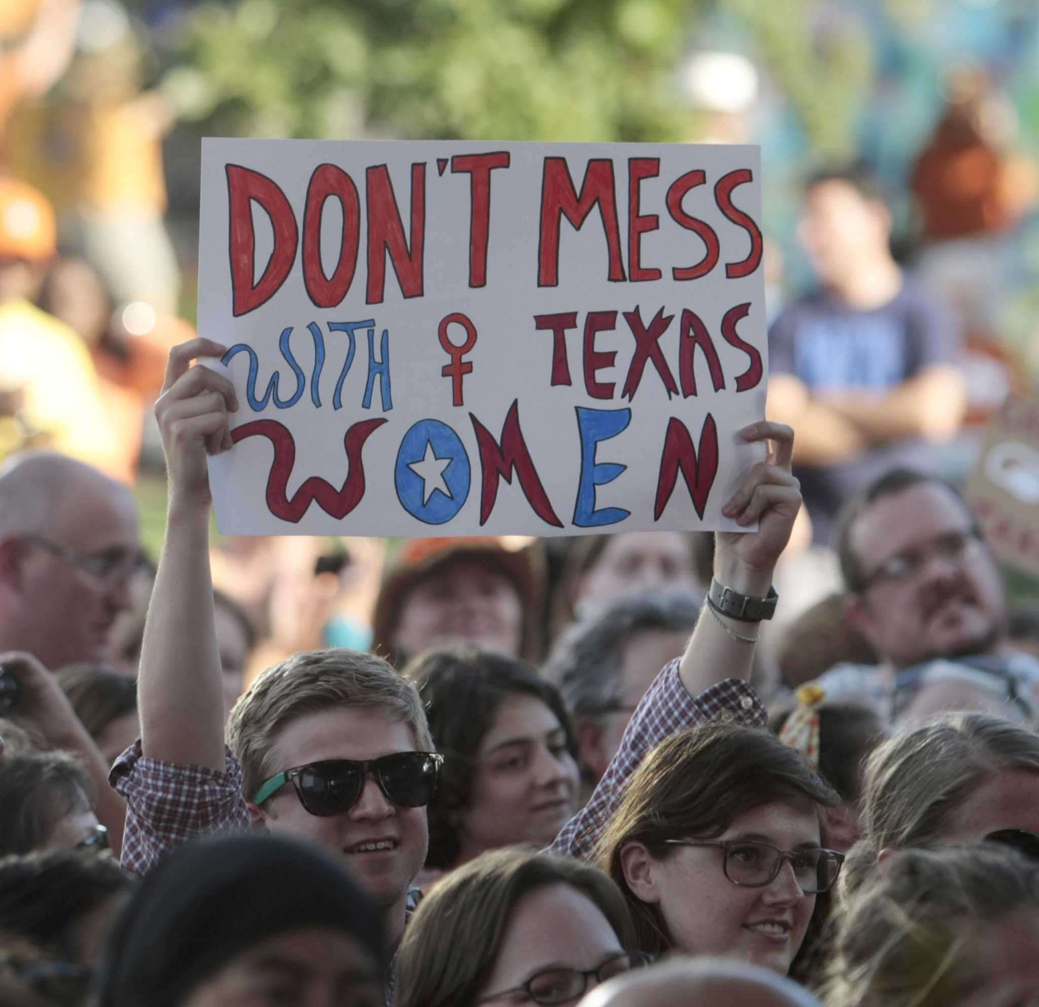 image for Texans are trolling an anonymous tip line for reporting suspected abortions