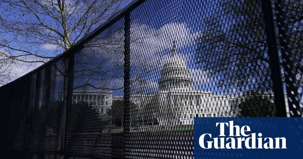 image for Top security officials to reinstall Capitol fence ahead of far-right rally