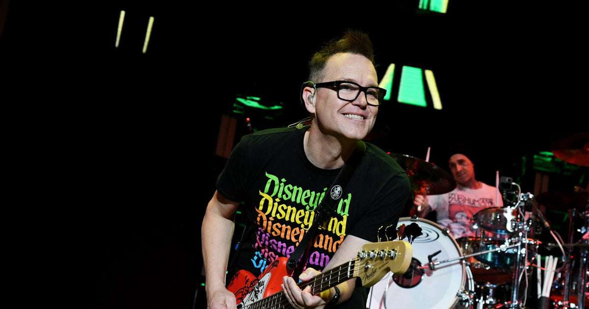 image for Blink-182 bassist and vocalist Mark Hoppus says he is 'cancer free'