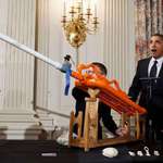 image for Obama reacting to an experiment at the White House science fair