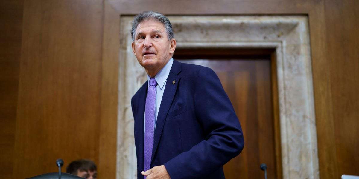 image for Manchin accepted over $400,000 from energy companies and GOP donors in the third quarter