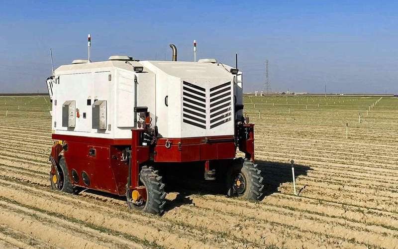 image for Self-Driving Farm Robot Uses Lasers To Kill 100,000 Weeds An Hour, Saving Land And Farmers From Toxic Herbicides