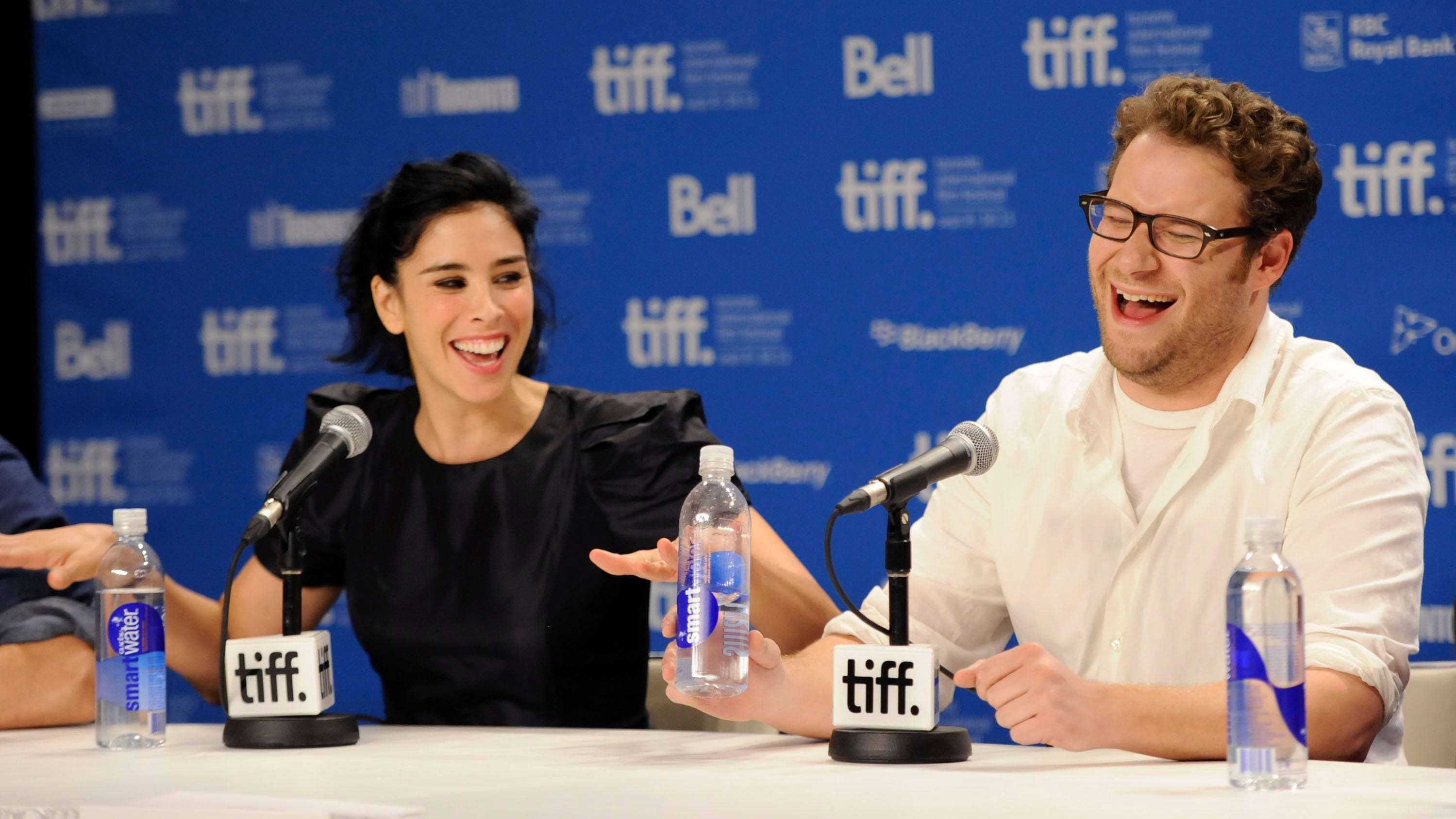 image for Seth Rogen, Sarah Silverman push for federal legalization of weed: 'We can make it happen'
