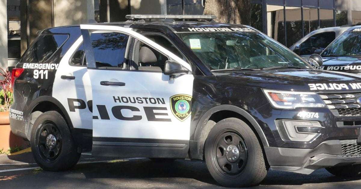 image for Houston police officers hit and kill pedestrian on sidewalk during vehicle pursuit