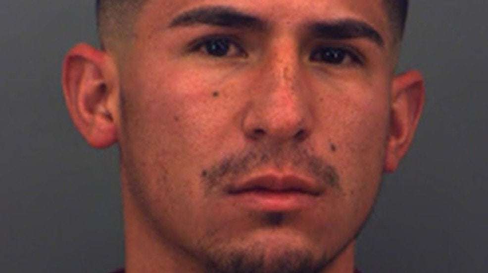 image for 21-year-old El Paso man jailed for allegedly posing as cop, trying to pull over vehicles