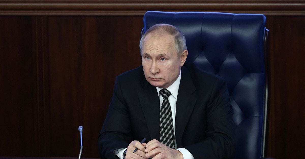 image for Putin says Russia has 'nowhere to retreat' over Ukraine