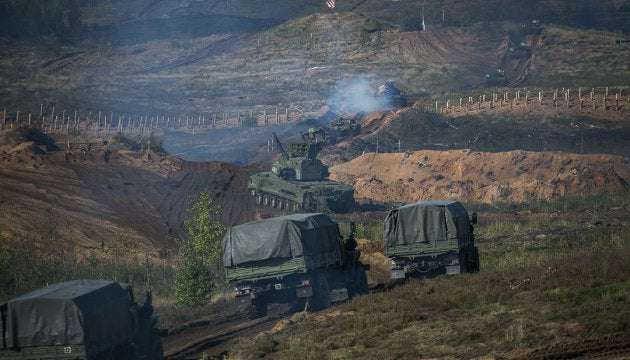 image for Russia withdraws portion of troops from border with Ukraine