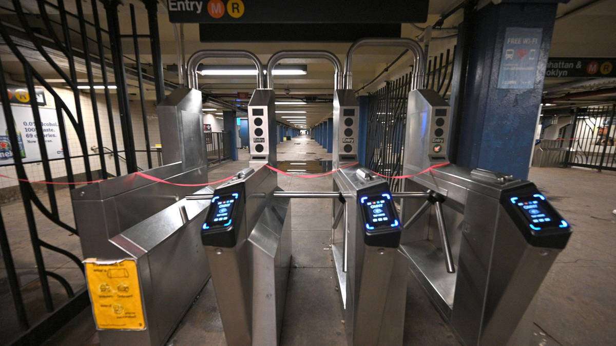 image for Man dies after breaking his neck trying to jump ticket barrier in New York subway