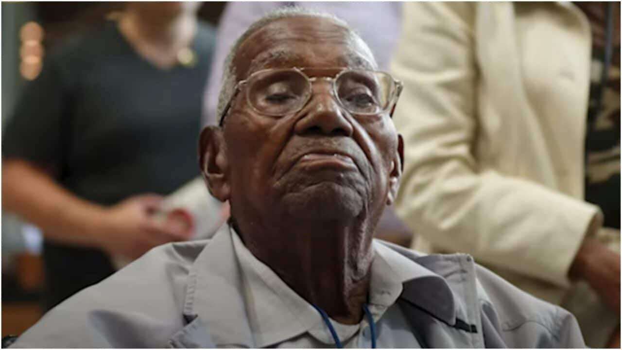 image for Lawrence Brooks, oldest U.S. veteran of WWII, dead at 112