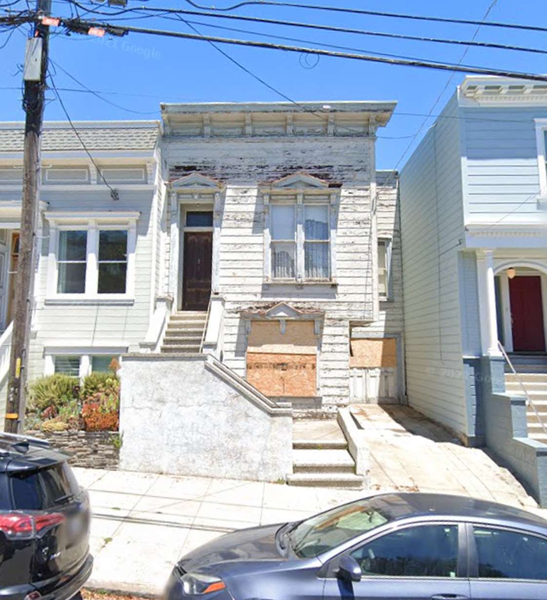 image showing This house with 2 bathrooms and no useable bedrooms on a 2158sf lot just sold for $1.97M in SF.