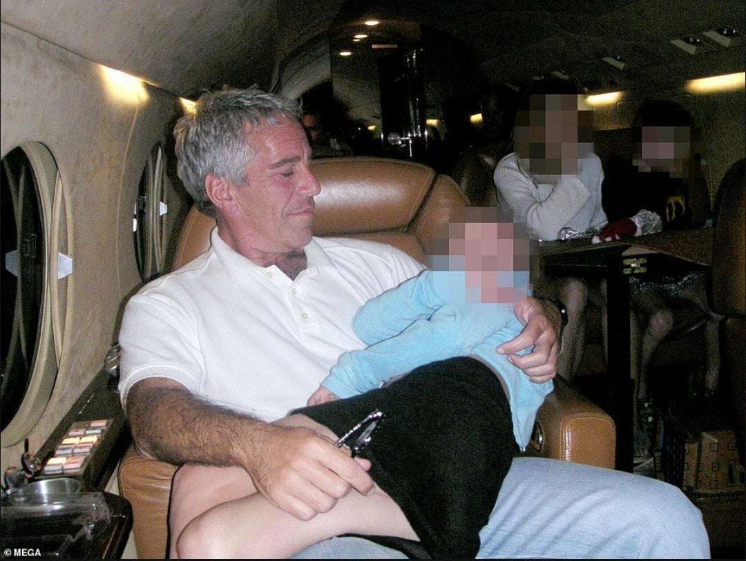 image showing Jeffery Epstein with a young girl trafficked in his private jet in 2004(don't let this pic die)