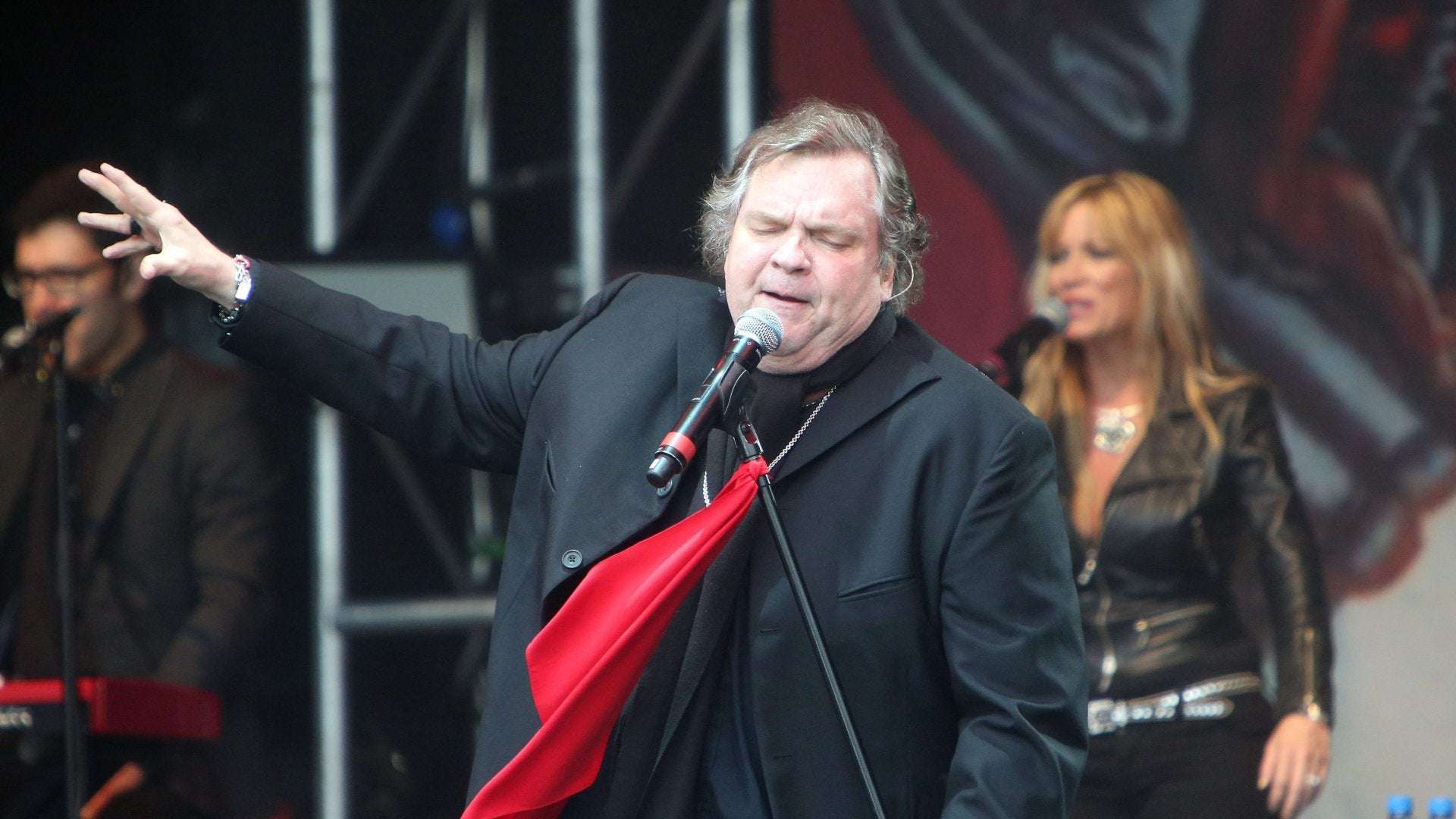 image for Meat Loaf dead: US singer dies aged 74, official account confirms