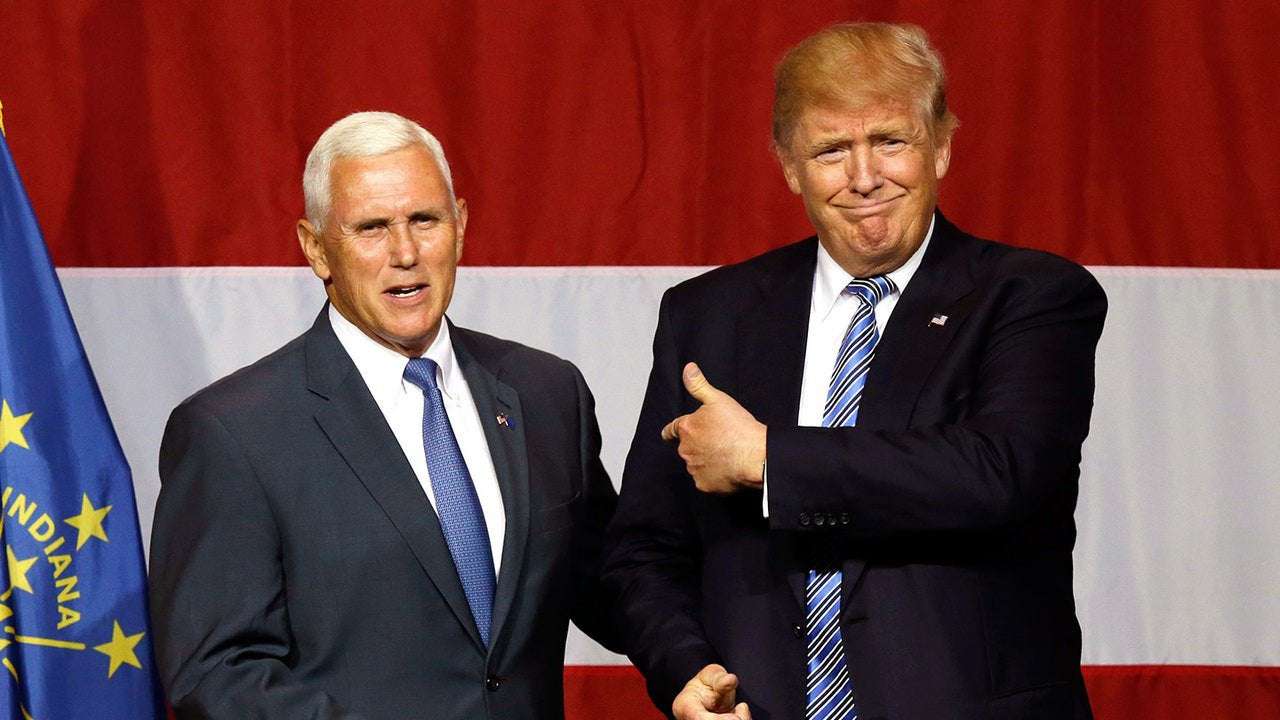 image for Trump Officially Loses It, Demands Mike Pence Be Investigated for Not Overturning the Election