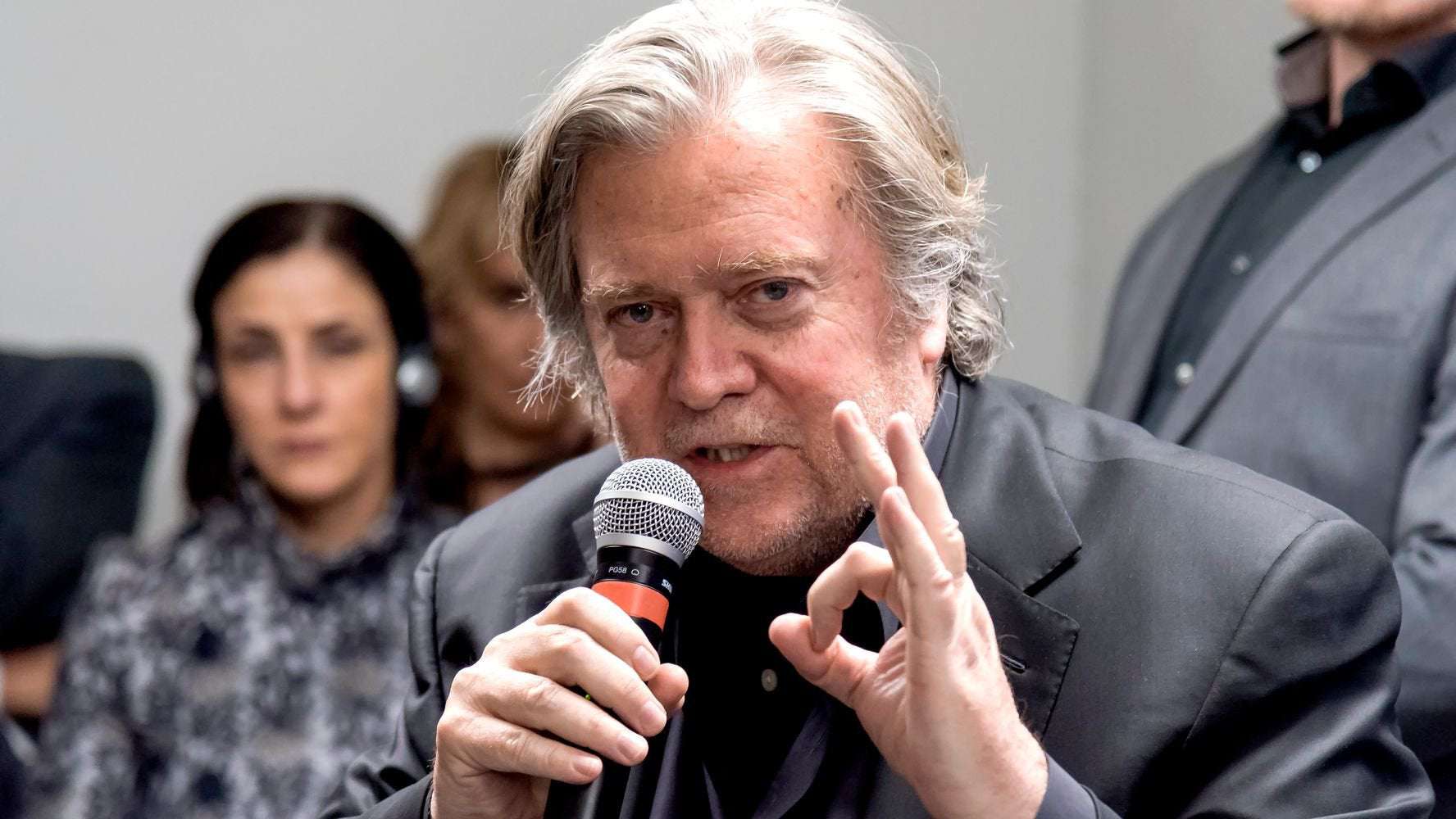 image for Steve Bannon Warns Mike Pence He'll Take Refusal To Toss 2020 Vote 'To Your Grave'
