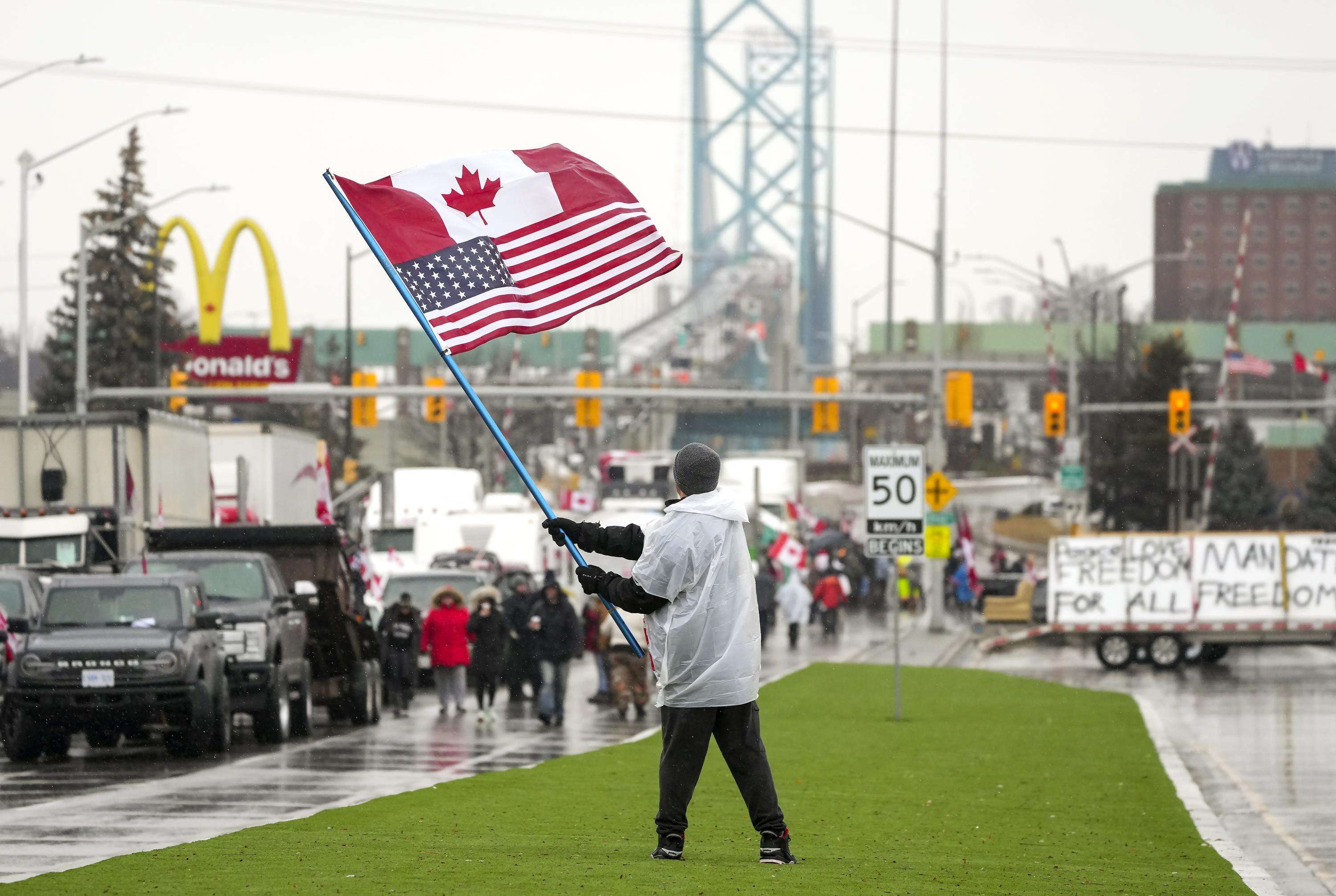 image for Blockades on Canada-US border continue, protests swell