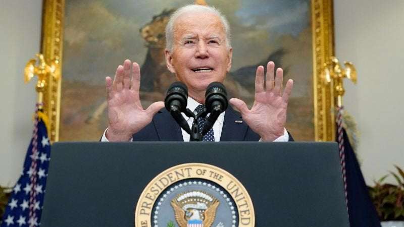 image for Biden says he's now convinced Putin has decided to invade Ukraine, but leaves door open for diplomacy