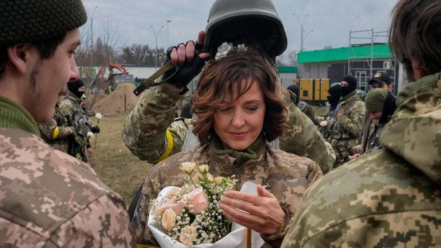 image for Ukrainian couple fighting against Russian invasion marry on the front line