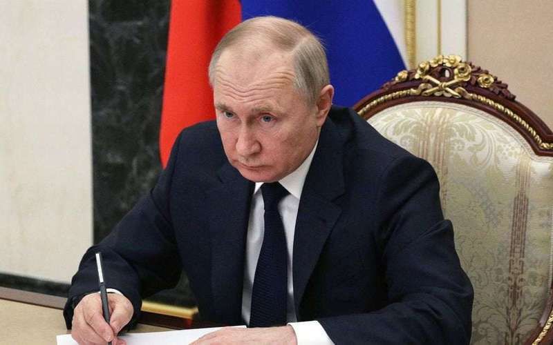 image for U.S. Senate unanimously condemns Putin as war criminal